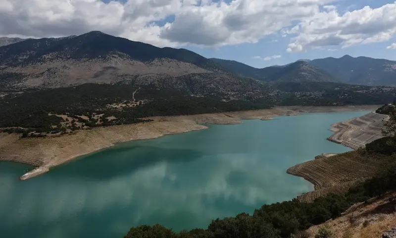 Μόρνος: Τριπλασιάστηκαν τα αποθέματα νερού