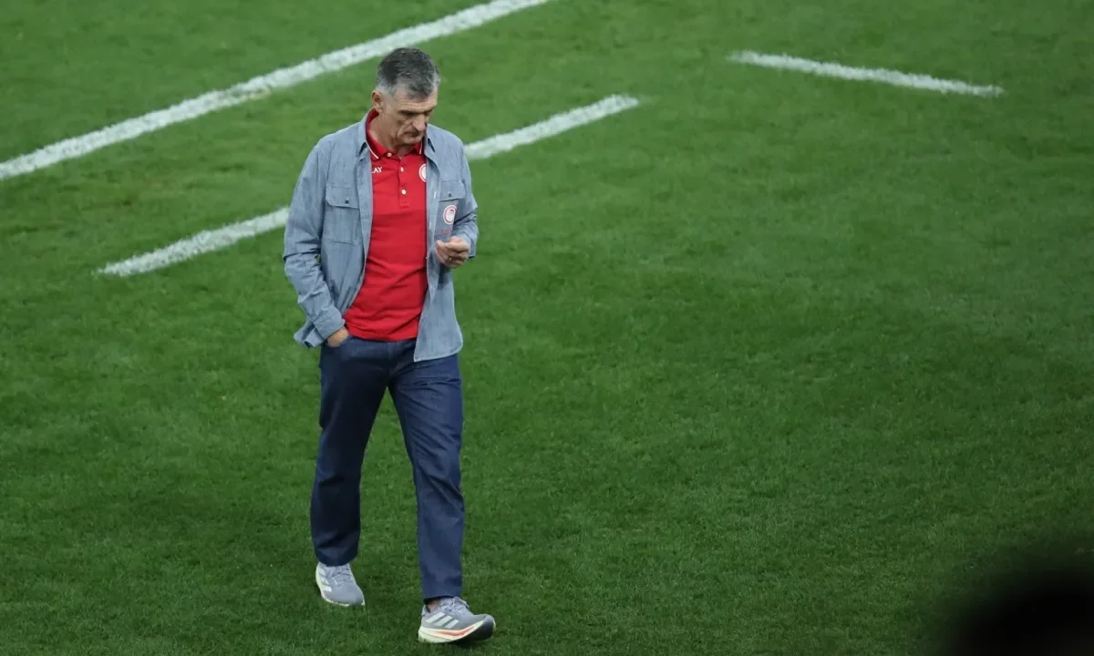 olympiacos, mendilibar, podosfairo