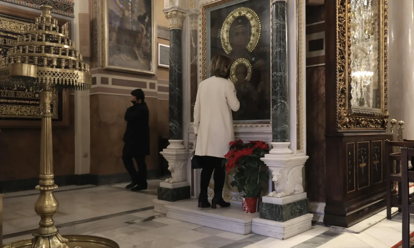 esperinos tis agapis kiriaki tou pasxa agio pasxa