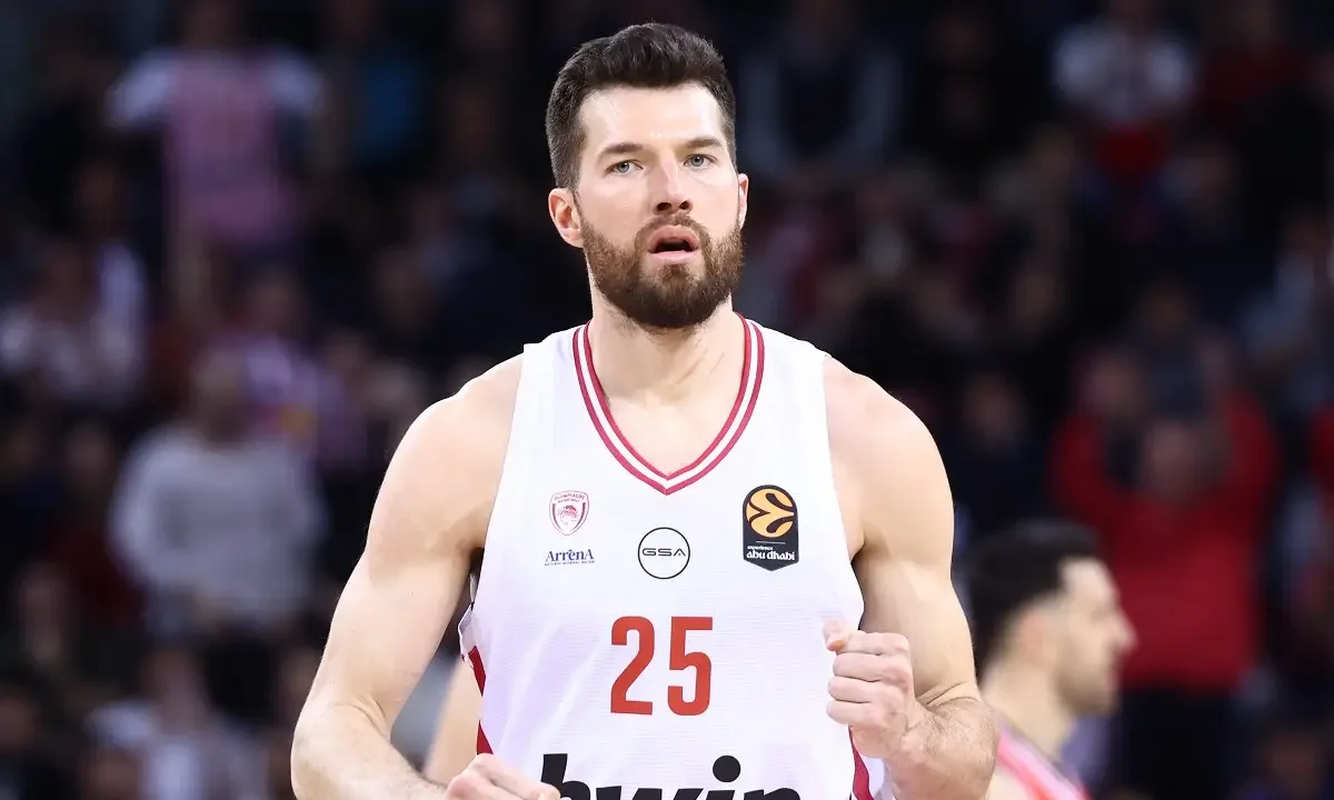 alec piters, olympiacos, fener