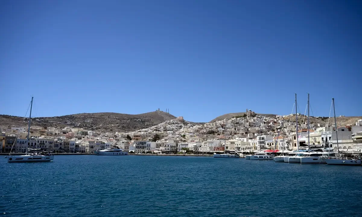 cyclades, syros, booking