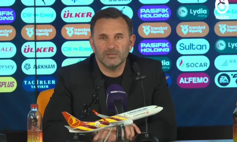 Ο Οκάν Μπουρούκ έδειξε Οσιμέν και δήλωσε ότι η Γαλατά πάει για το τέταρτο σερί πρωτάθλημα