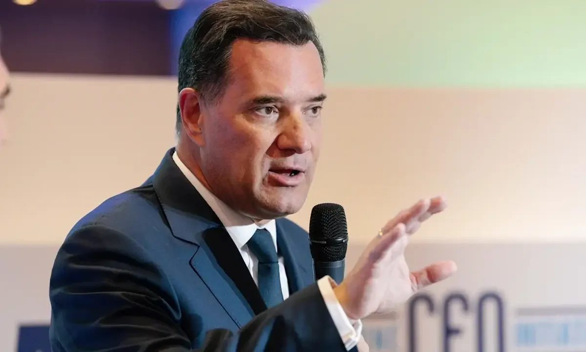 Για «ευθεία παρέμβαση σε δικαιοδοτικό έργο» κάνει λόγο η ΕνΔΕ, απαντώντας στις απειλές του Άδωνι Γεωργιάδη στην Ευρωπαϊκή Εισαγγελία.
