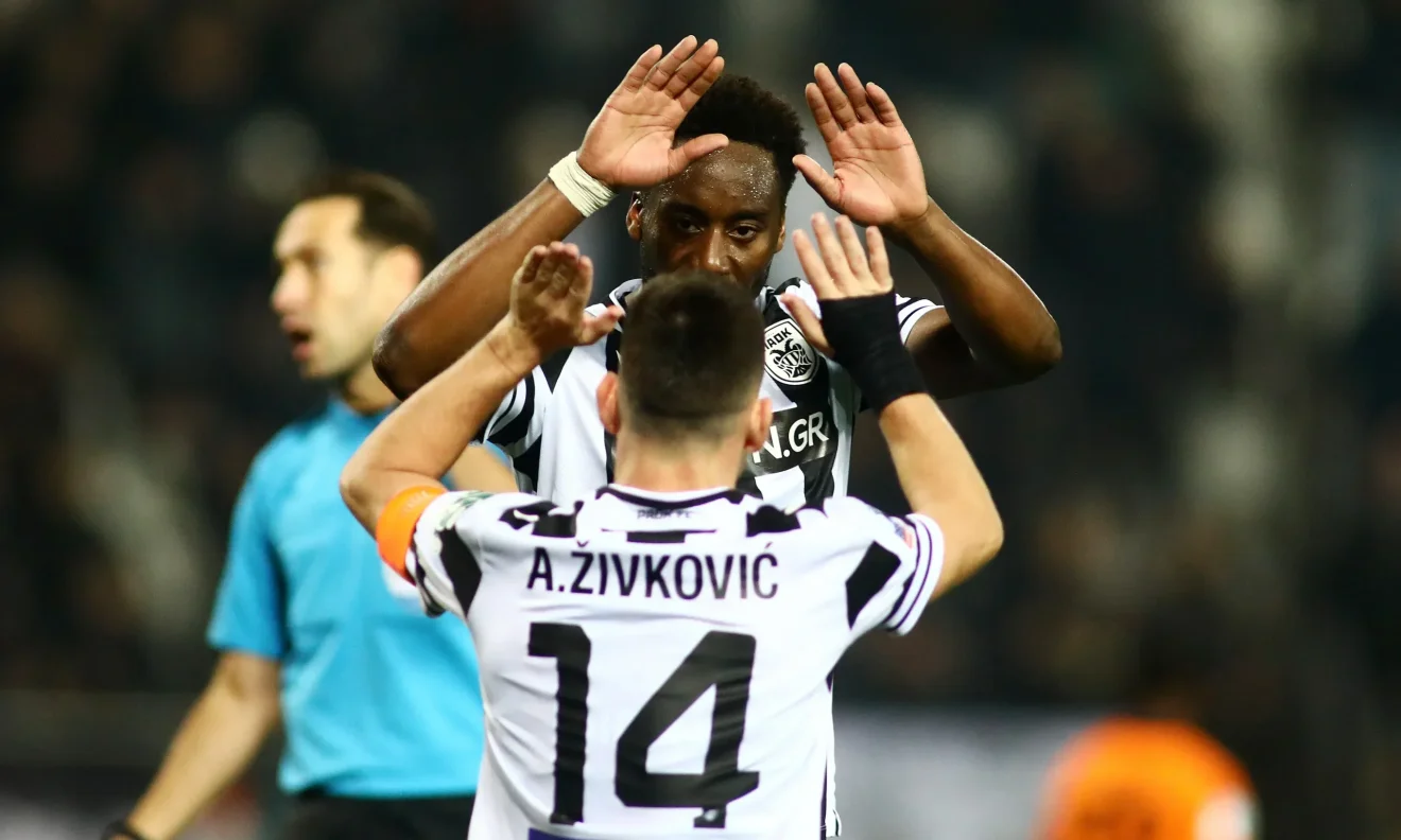 paok aek razvan lucecku