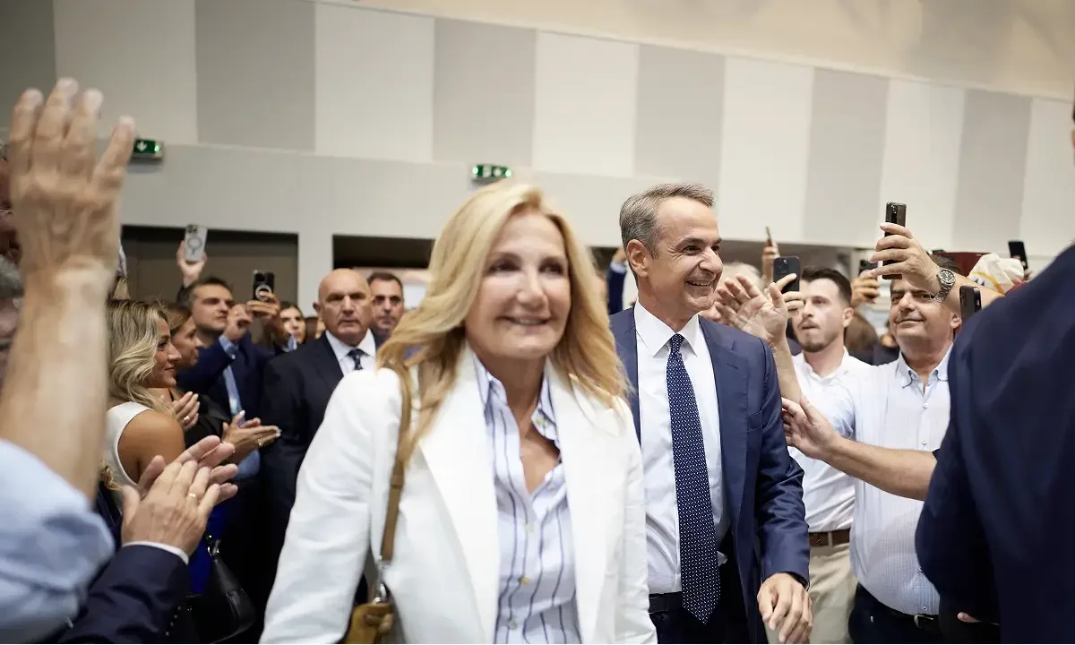 mareva mitsotaki, ileos