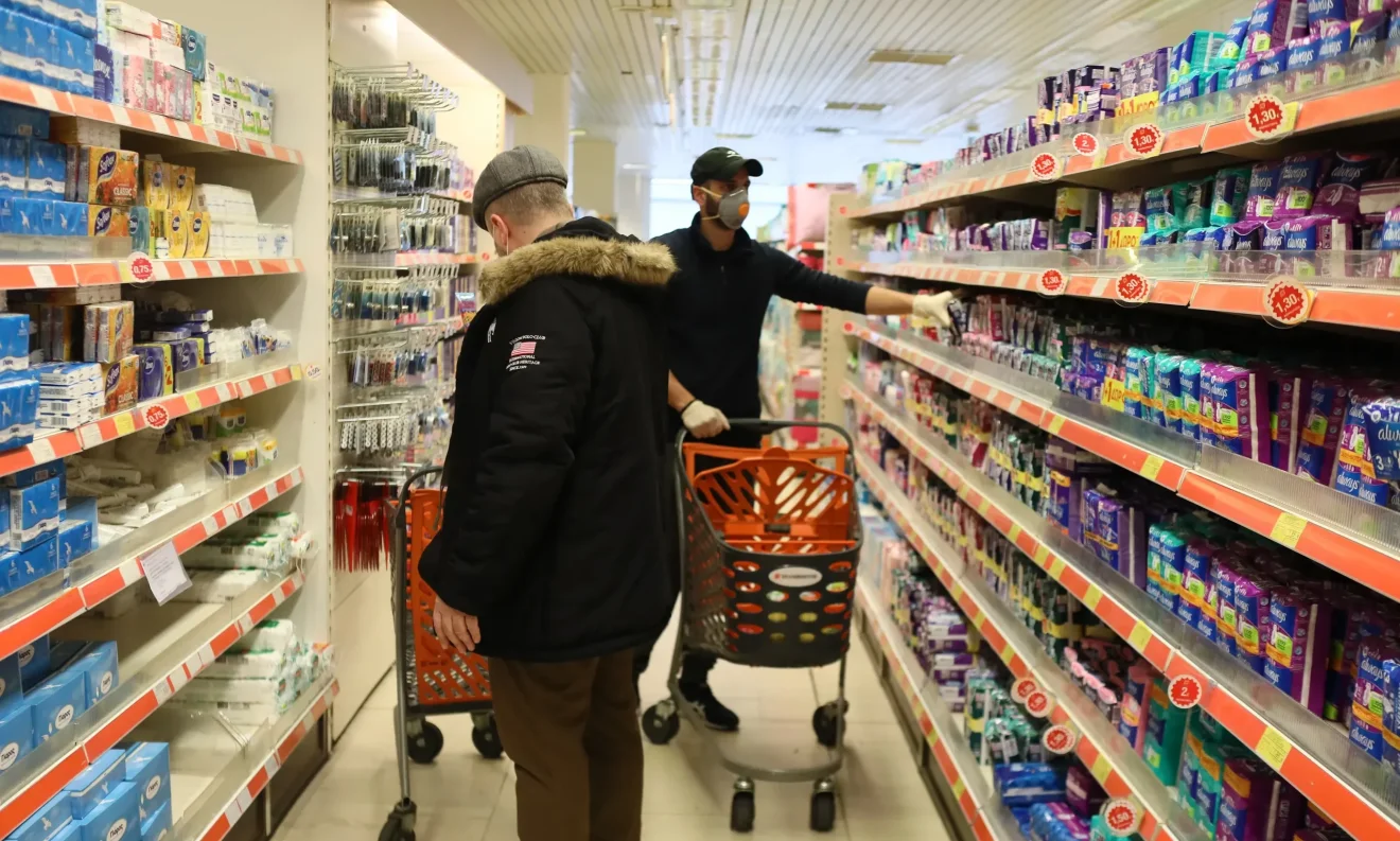 super market meiosi posostitas meiosi timis