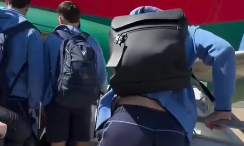 Δείτε video με τον Γκονσάλο Γκέντες να μην μπορεί να πάρει τα πόδια του μετά τον τελικό του Copa del Rey