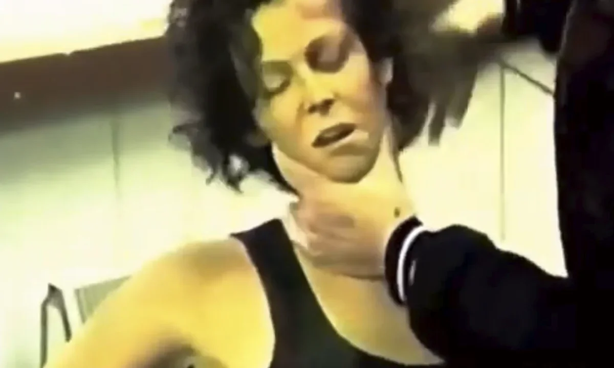 Sigourney Weaver