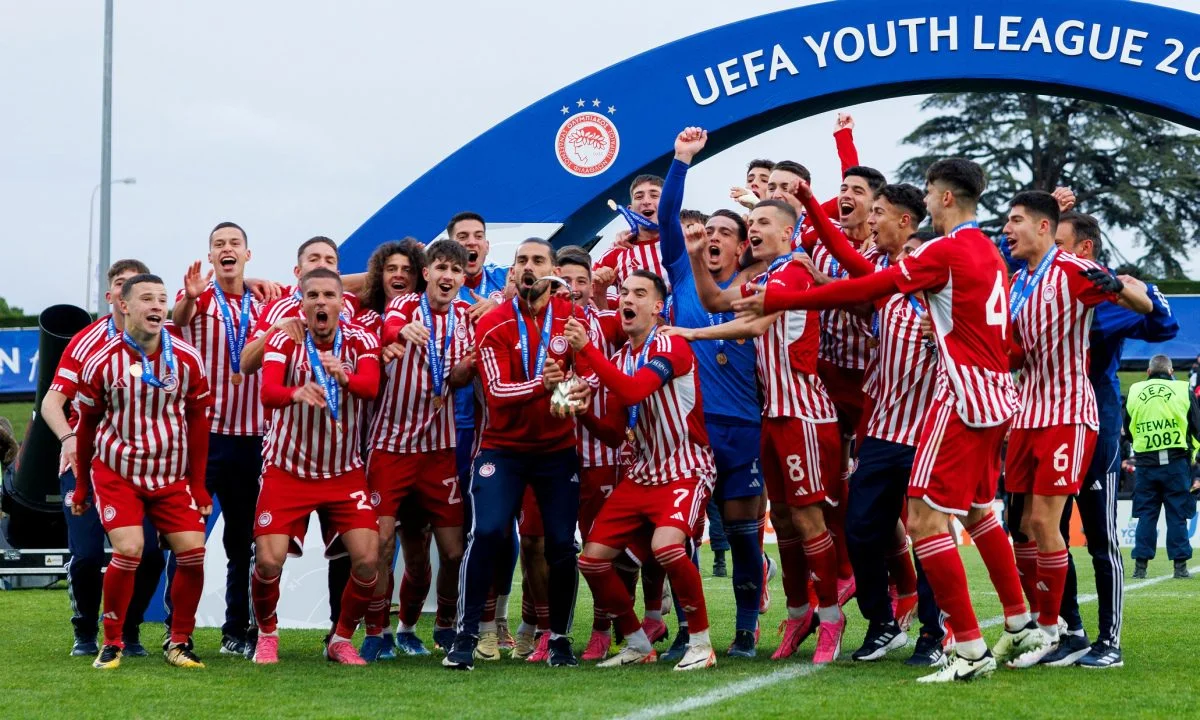 Ο Νίκος Γαβαλάς θυμίζει το ιστορικό Youth League του Ολυμπιακού και το μοναδικό ευρωπαϊκό επίτευγμα. Όσα έγραψε