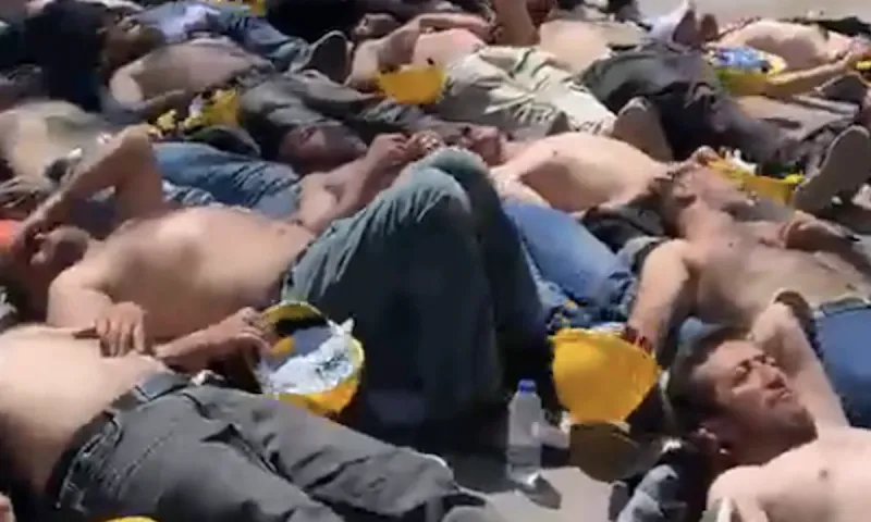 Τουρκία: Μεταλλωρύχοι ξάπλωσαν έξω από το υπουργείο ζητώντας τα δεδουλευμένα τους (video)