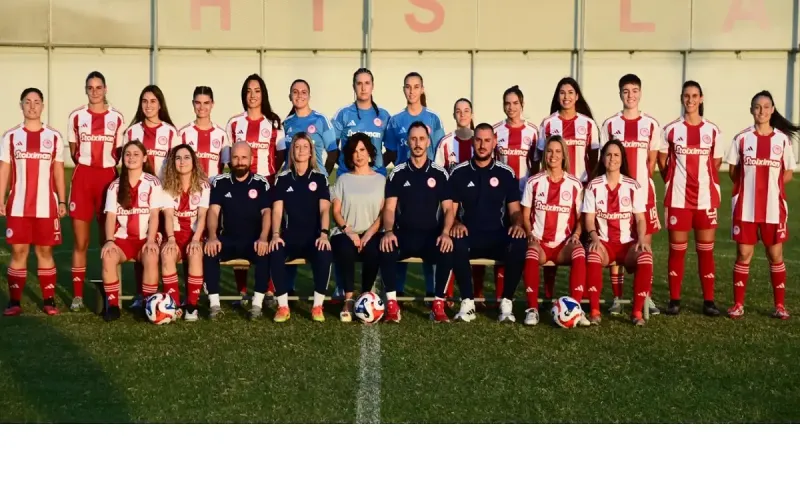 Η «ερυθρόλευκη» κυριαρχία επεκτείνεται και στο ποδόσφαιρο γυναικών