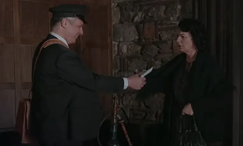 Grand hotel spoiler: Η Μαρούλα στήνει γάμο παγίδα στον Πέτρο και η εγκυμοσύνη της Αλίκης αλλάζει τα πάντα