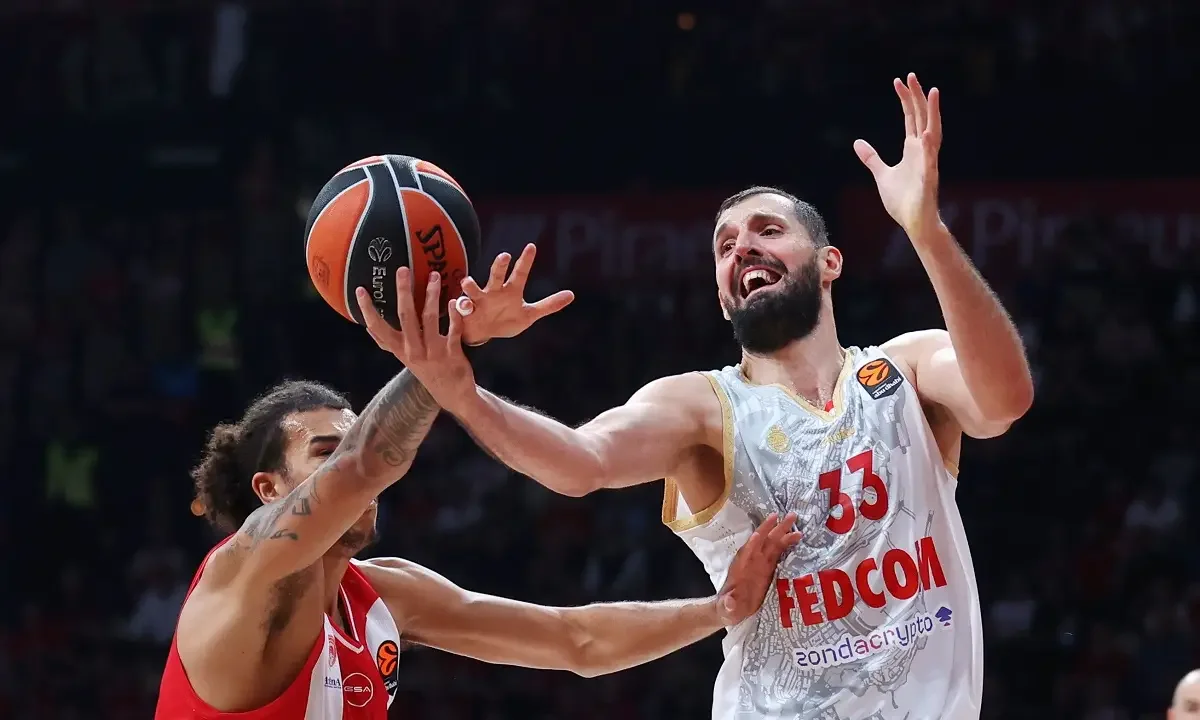 podosfairo, olympiacos, monaco