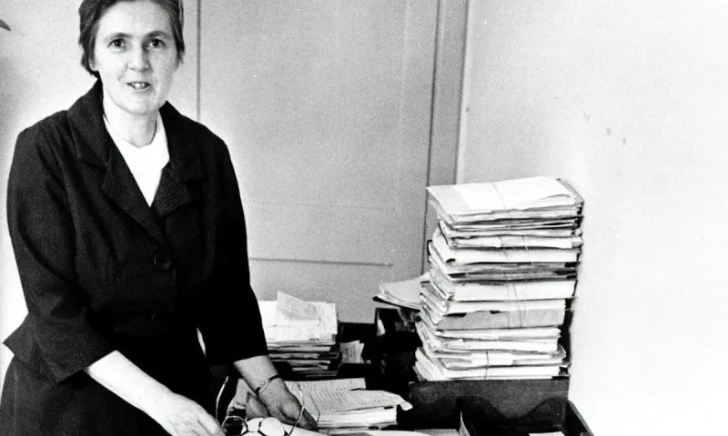 Η γυναίκα που σταμάτησε τη θαλιδομίδη και γλίτωσε χιλιάδες παιδιά