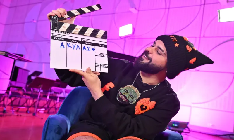 Απόψε ο Akylas στον Α' ημιτελικό της Eurovision στην ΕΡΤ- Δείτε όλο το τηλεοπτικό πρόγραμμα