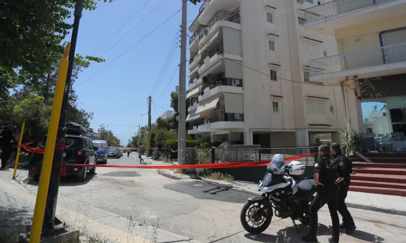 Ηλιούπολη: Σοκ στο πανελλήνιο με τις δύο 17χρονες που έπεσαν στο κενό – Βρέθηκε σημείωμα αυτοκτονίας