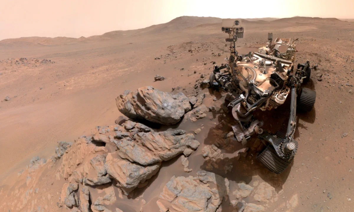 Το Perseverance της NASA έστειλε νέα selfie από το πιο δυτικό σημείο της αποστολής του στον Άρη