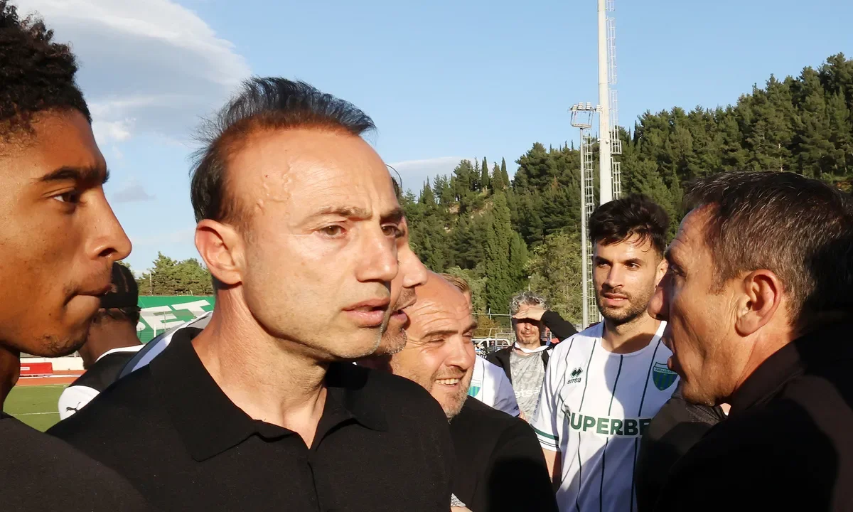 kontis, ofi, levadiakos, diaitisia