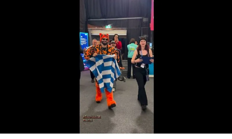 Ο Akylas στα backstage πριν αρχίσει ο τελικός της Eurovision!