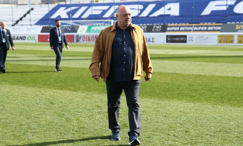 Τα… δικά του ο Μπέος! Ζητάει να ασκηθεί δίωξη για στοιχηματισμό σε διαιτητή και VAR για μια σωστή απόφαση!