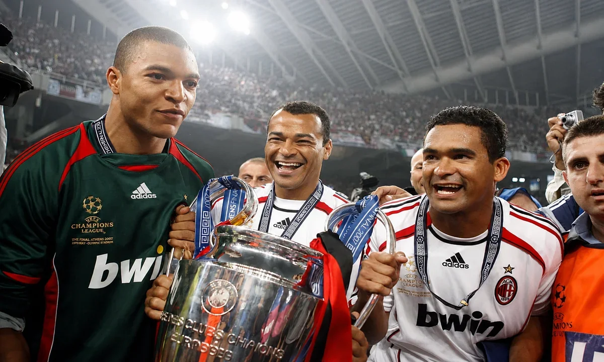 san simera podosfairo oaka milan liverpool