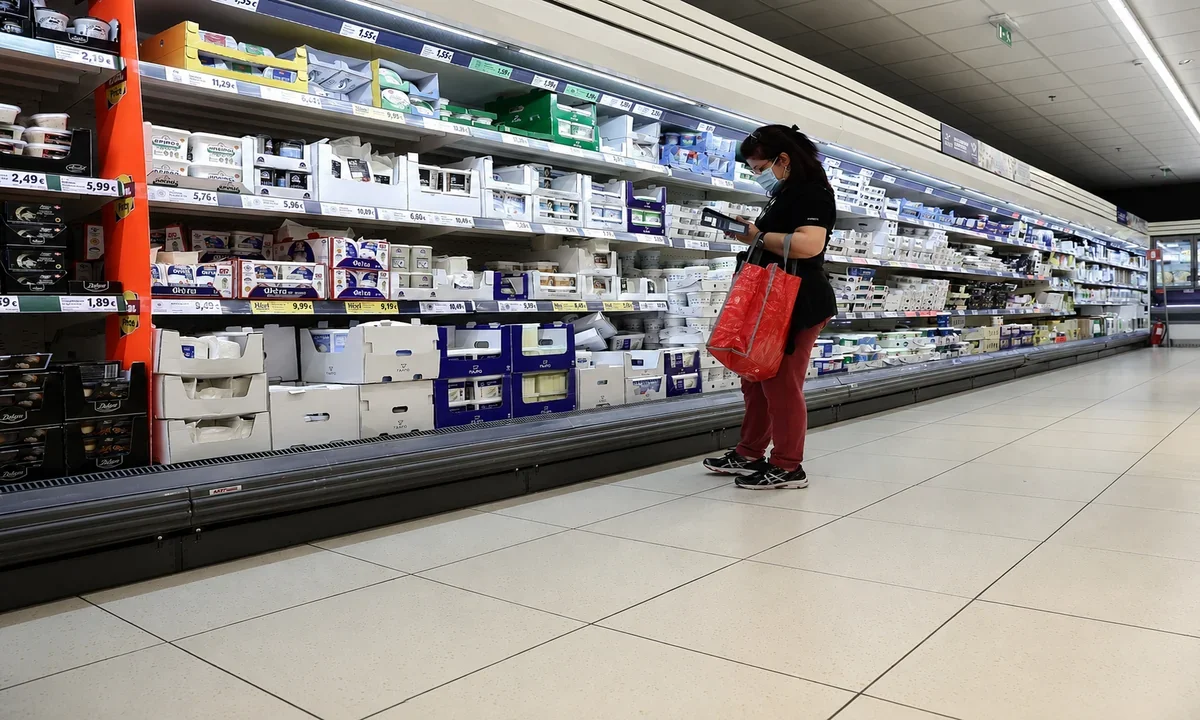 super market poliseis auksisi poliseon