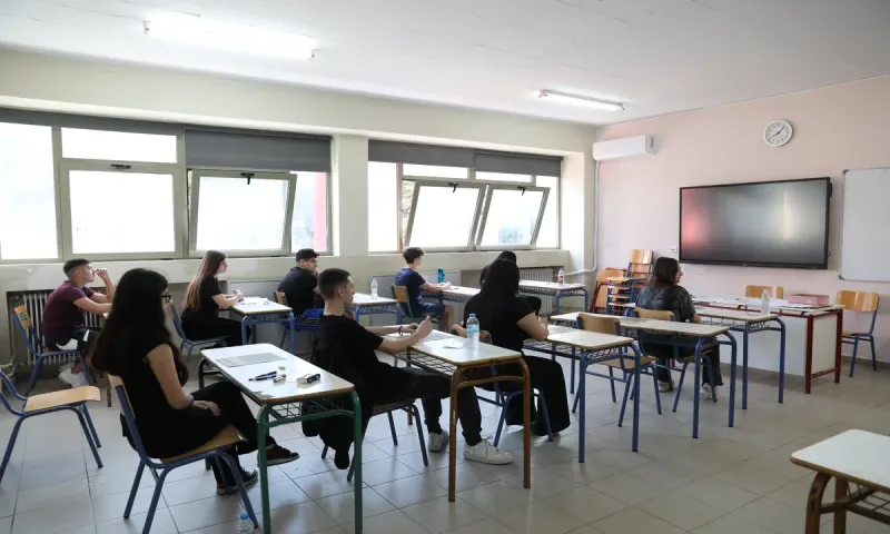 Ξεκινούν σήμερα οι Πανελλαδικές: Τι συστήνουν οι ειδικοί σε μαθητές και γονείς σχετικά με το άγχος