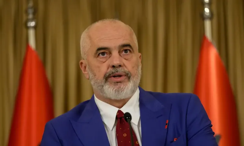Πουλάει… τρέλα ο Ράμα μετά τους τραμπουκισμούς στη Σβέρνιτσα: «Δεν ήξερα ότι υπάρχουν Έλληνες εκεί»