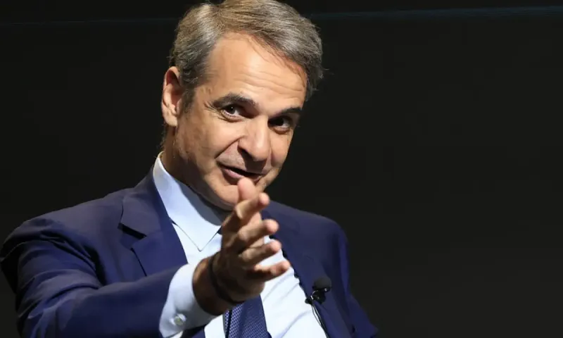 Το «crash test» του Μαξίμου: Ο πήχης του 25% και ο αστάθμητος παράγοντας Σαμαρά