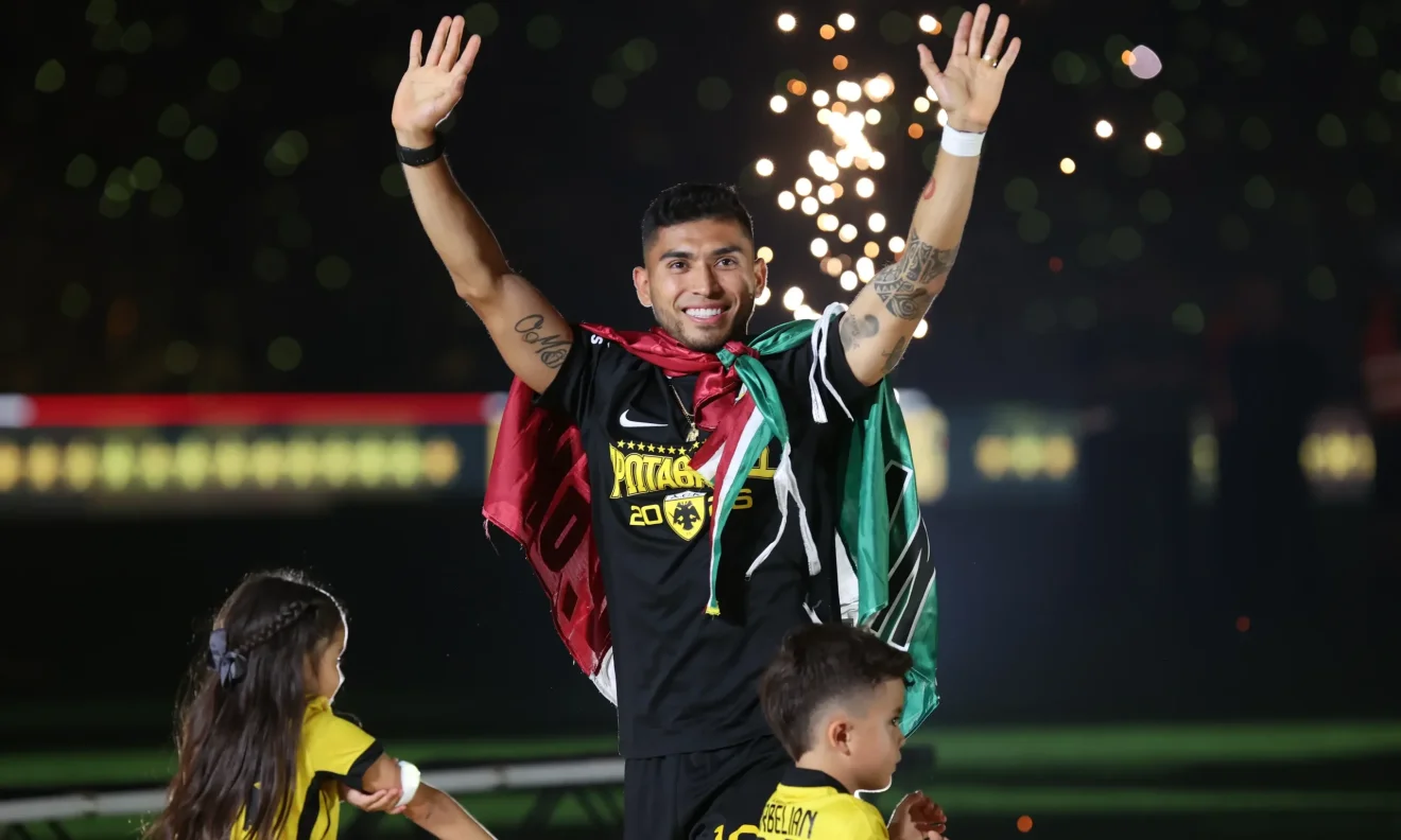 aek orbelin pineda simvoleo