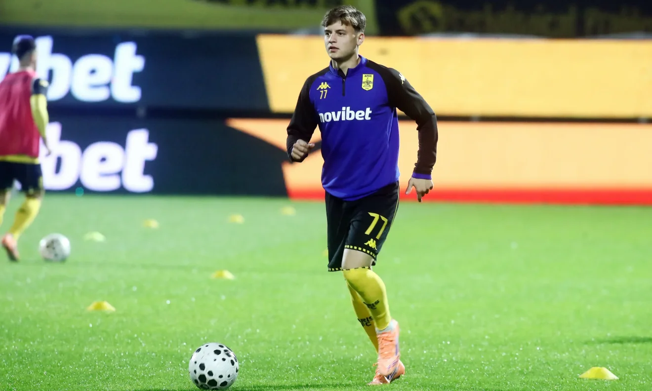 aris kipello elladas nearoi paiktes