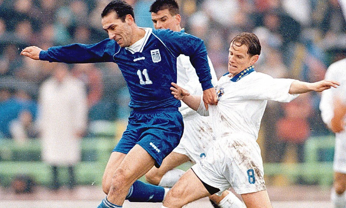 Σαν σήμερα το 1996 ο Γιώργος Δώνης υπέγραψε στην Μπλάκμπερν, έγινε ο πρώτος Έλληνας στην Premier League και ο πιο ακριβοπληρωμένο