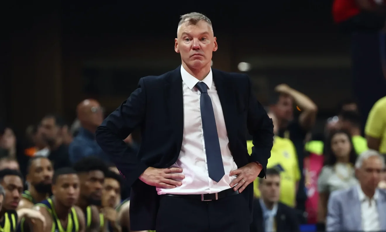 fenerbachse anantoloy efes kanali basket