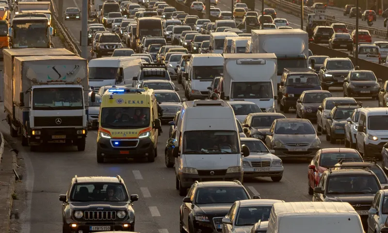 Σύνταξη στα 62 για 120.000 εργαζόμενους με ένταξη στα Βαρέα και Ανθυγιεινά Επαγγέλματα