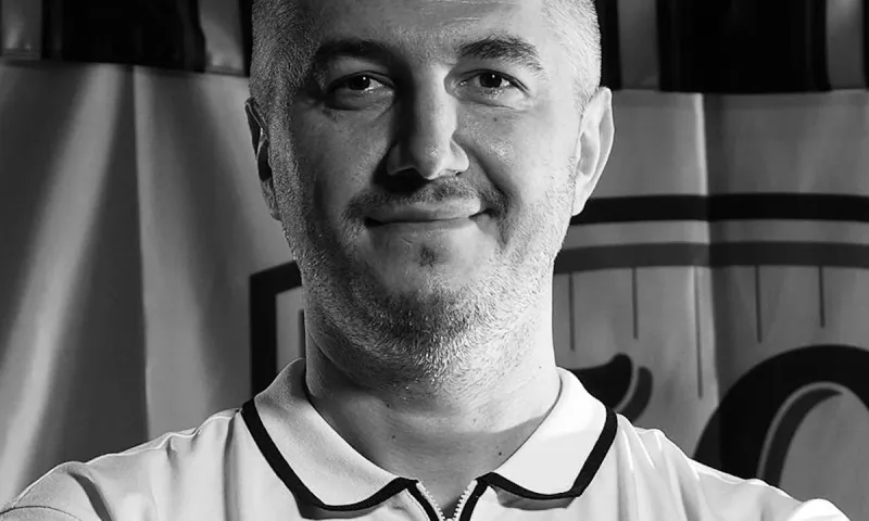 Πένθος στην Anadolu Efes: Πέθανε ο προπονητής αθλητικής απόδοσης Serhat Güneş