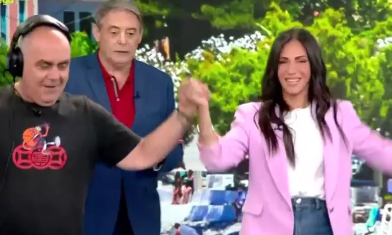Χαμός στο πλατό του Mega: Ο χορός του Τσιφρίκα και της Ανθής