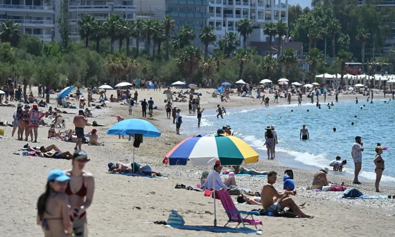 Καιρός σήμερα: Κυριακή 14 Ιουνίου