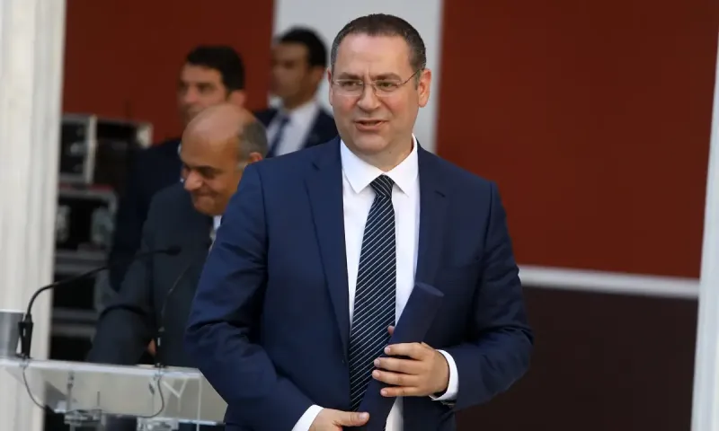 Ο Βαγγέλης Ιωάννου πάντως πρέπει να το δουλέψει και αυτό πολύ