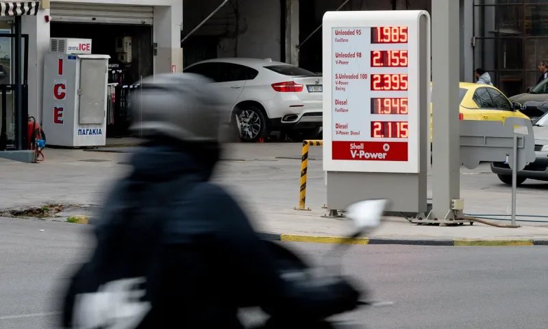 Καύσιμα: Πέφτει η αμόλυβδη και πλησιάζει νέα ανάσα για τους οδηγούς