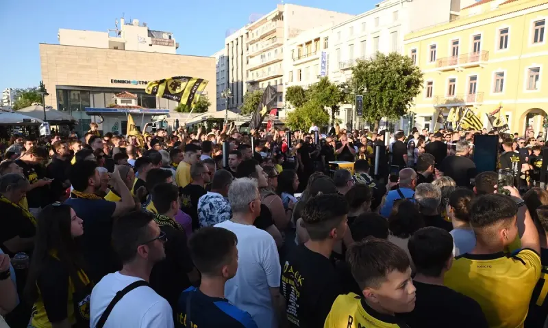 Ηλιόπουλος και ΑΕΚ έκλεψαν την παράσταση στη Μεσσηνία