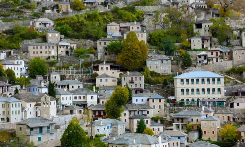 Airbnb: Τι αλλάζει από 1η Ιουλίου σε άδειες, πωλήσεις και γονικές παροχές