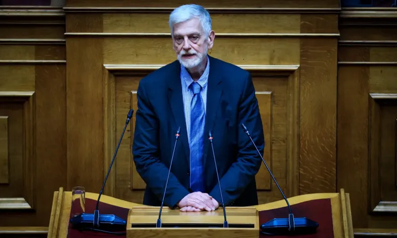 Υποψήφια δήλωση της χρονιάς από τον Γ.Λοβέρδο: «Δεν υπάρχει φτώχεια γιατί κυκλοφορούν πολλοί ντελιβεράδες στους δρόμους»