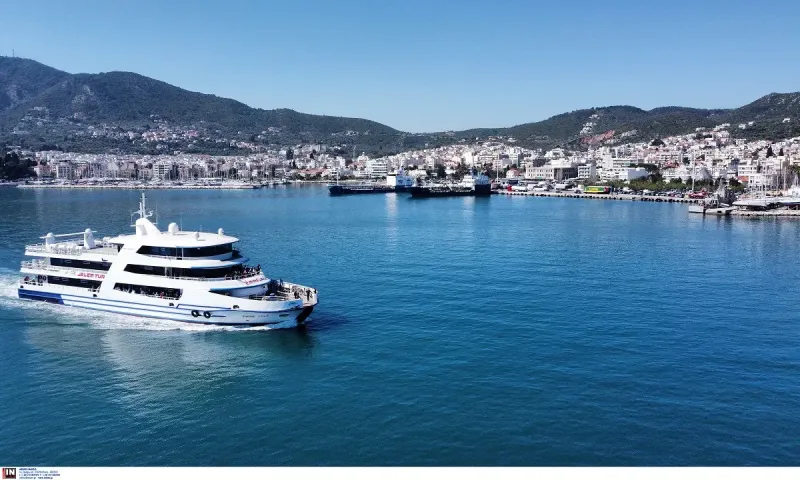 Τούρκικα ΜΜΕ: «Οι Τούρκοι τουρίστες απογείωσαν την Ελλάδα - 750 εκατ. δολάρια σε έξι μήνες!»