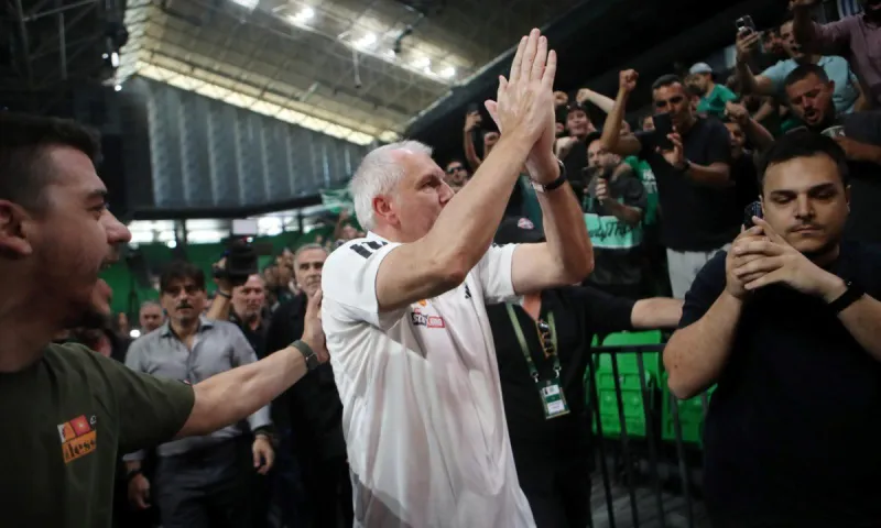 Παναθηναϊκός μεταγραφές : Όταν ακούς Φαλ και Μπαντιό, αντί για Σορτς και Χολμς…