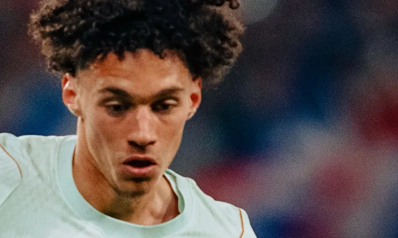 Έκλεισε την πόρτα στην Premier League και δείχνει Παρί