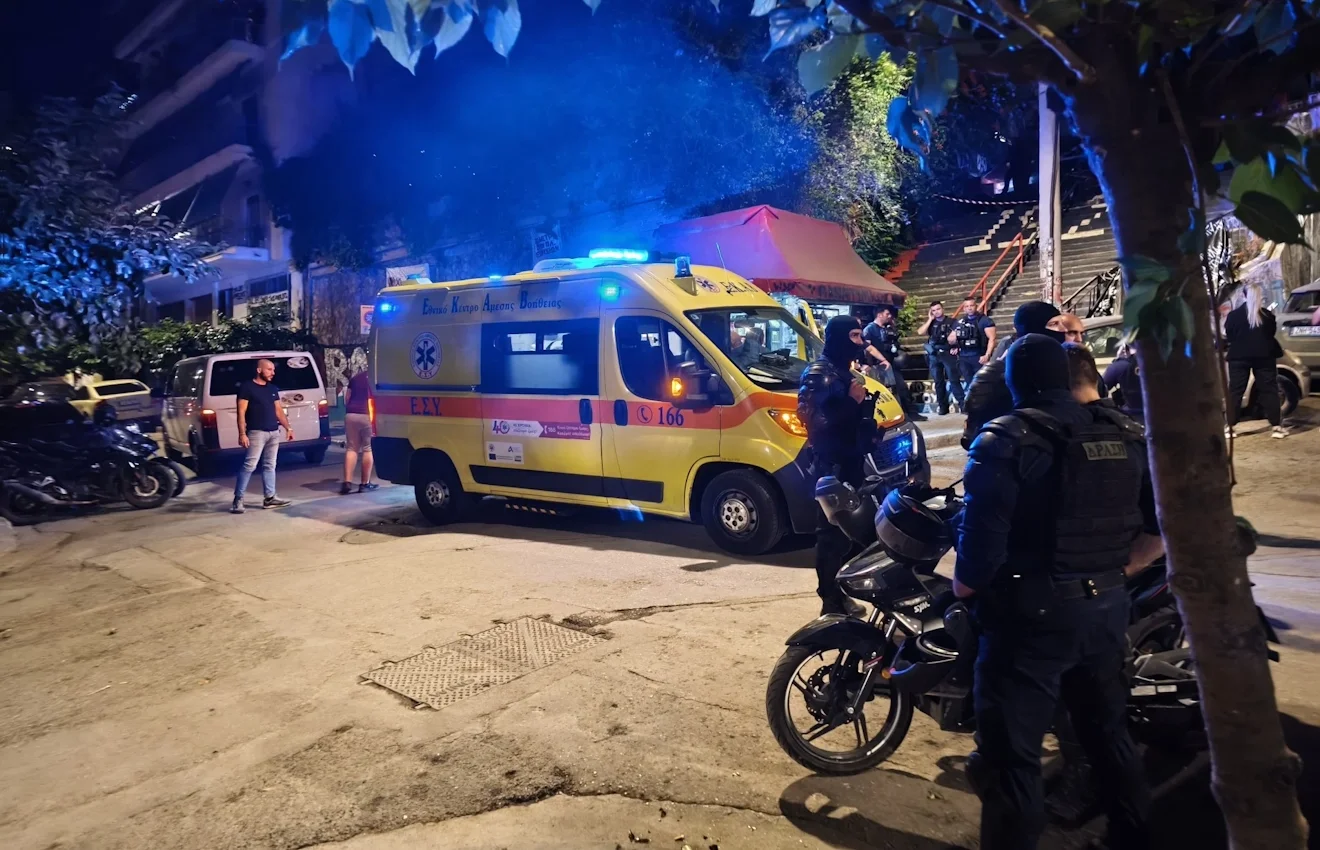Οι υποσχέσεις Χρυσοχοΐδη περί εξάρθρωσης του τουρκικού κυκλώματος αποδείχθηκαν παραμύθια - Οι Τούρκοι δολοφονούν κόσμο μέχρι και στο κέντρο των Εξαρχείων.