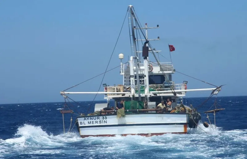 Η Τουρκία «ψαρεύει» έξω από τα Κύθηρα – Οργισμένοι οι νησιώτες - «Βλέπουμε τουρκικές τράτες στις ακτές μας – Υπάρχει ελληνικό κράτος;»