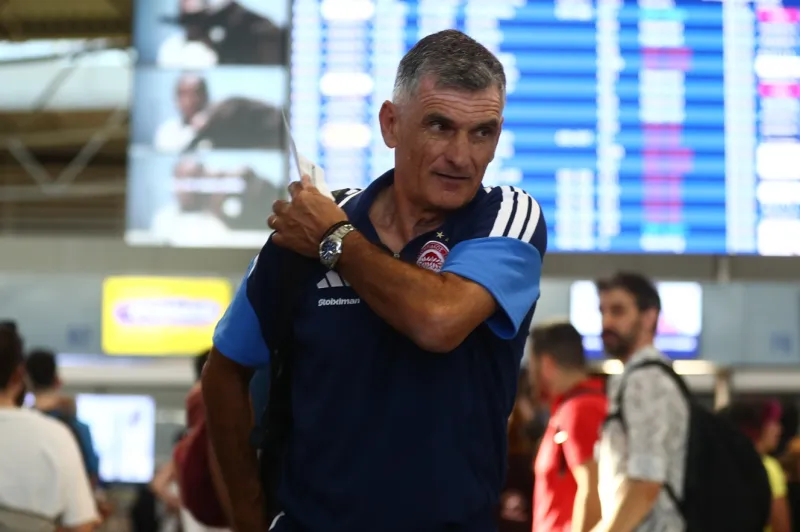 Ολυμπιακός: Το μόνο «κόψιμο» του Μεντιλίμπαρ που δεν έχει λογική