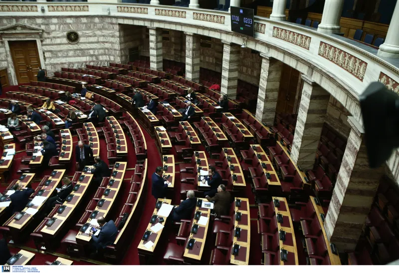 Αφορολόγητο επίδομα έως 846 ευρώ από τον e-ΕΦΚΑ – Ποιοι το δικαιούνται