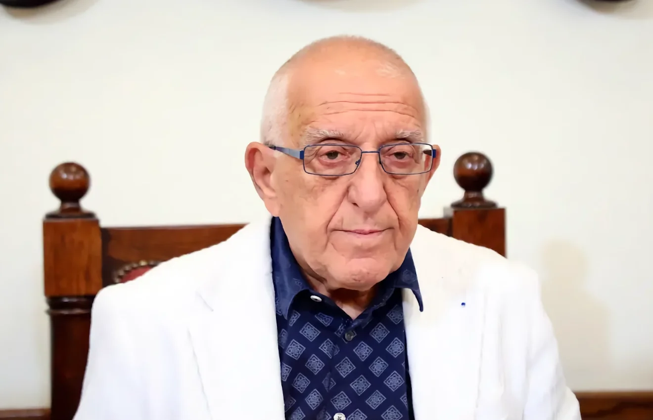 Σαφέστατες υπόνοιες για πρόωρες εκλογές άφησε ο Νικήτας Κακλαμάνης - «Ίσως να είναι θεραπεία για την πολιτική τοξικότητα».